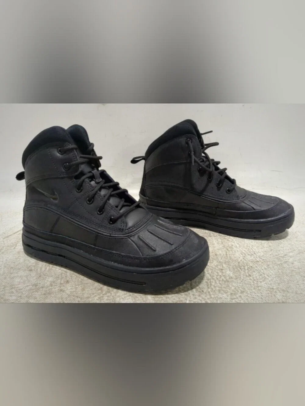 Nike Big Kid's Woodside 2 High Top Boots Size 6Y NWOT MSRP $110